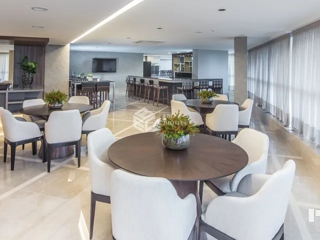 Imagem 5: Cobertura Duplex - Sua Oportunidade de Viver com Sofisticação e Vista para o Mar