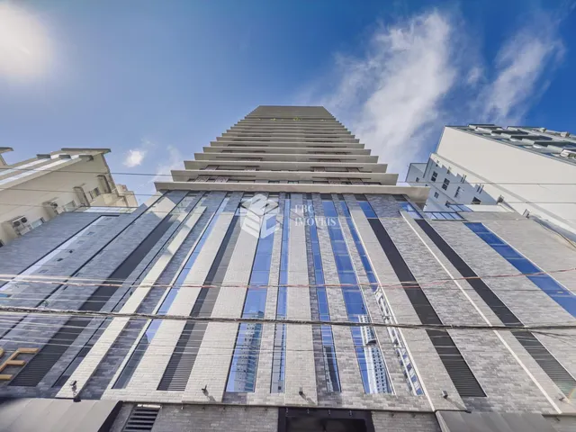 Imagem 1: Apartamento Novo com Vista Mar no Edifício Empire - 3 Suítes e 2 Vagas