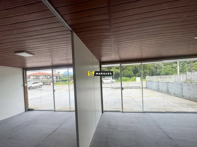 Imagem 3: Oportunidade Única em Pirabeiraba - Amplo Imóvel Comercial com 500m²