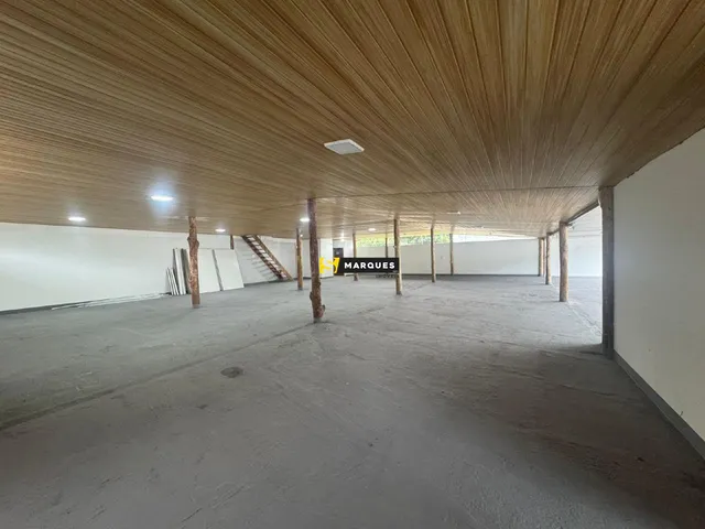 Imagem 9: Oportunidade Única em Pirabeiraba - Amplo Imóvel Comercial com 500m²