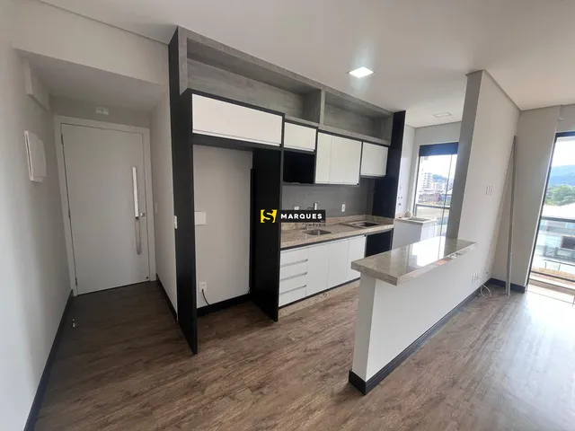 Imagem 4: Apartamento com 2 dormitórios, suíte e sacada com churrasqueira no Bom Retiro/Joinville