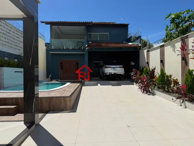 Imagem: A casa possui 3 Dormitórios, 1 Suíte, 4 Banheiros, 5