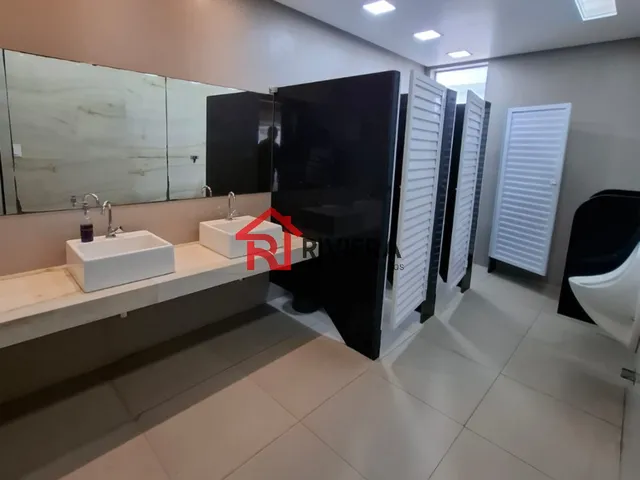 Imagem 9: Prédio Comercial no Centro de São Luís-Ma: Modernidade e Funcionalidade em Um Ícone Empresarial