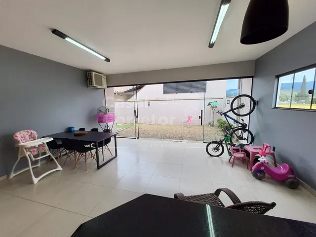 Imagem 3: LINDA CASA DE 3 DORMITÓRIOS SENDO 1 SUÍTE