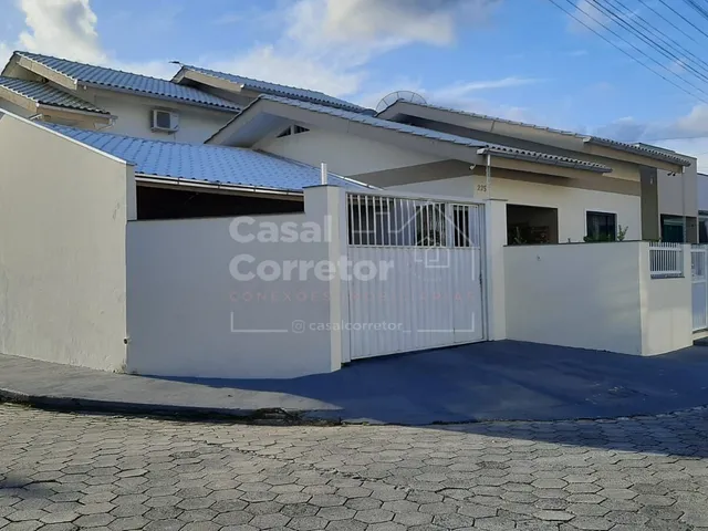 Imagem: INCRÍVEIS 2 CASAS NO MESMO TERRENO COM