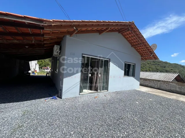 Imagem: Casa com 3 quarto e um amplo espaço de