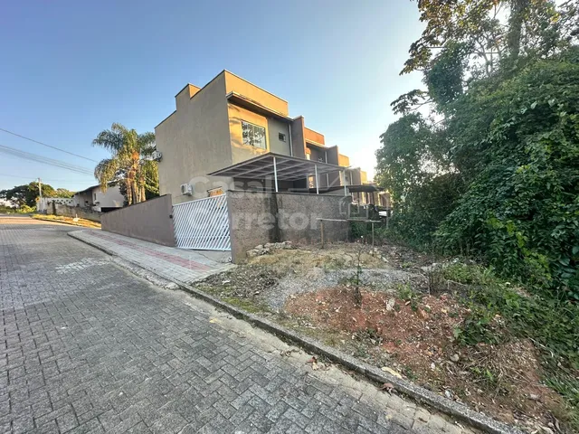 Imagem 2: TERRENO PLANO COM 337M² EM LOTEAMENTO TRANQUILO E ORGANIZADO