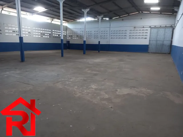Imagem: O depósito possui 10.000m² de Área e está localizado em