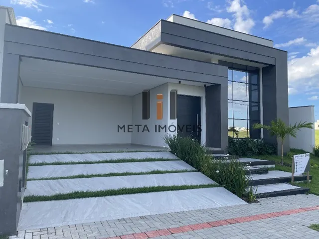 Imagem: A casa possui 4 Dormitórios, 4 Suítes, 4 Banheiros, 2