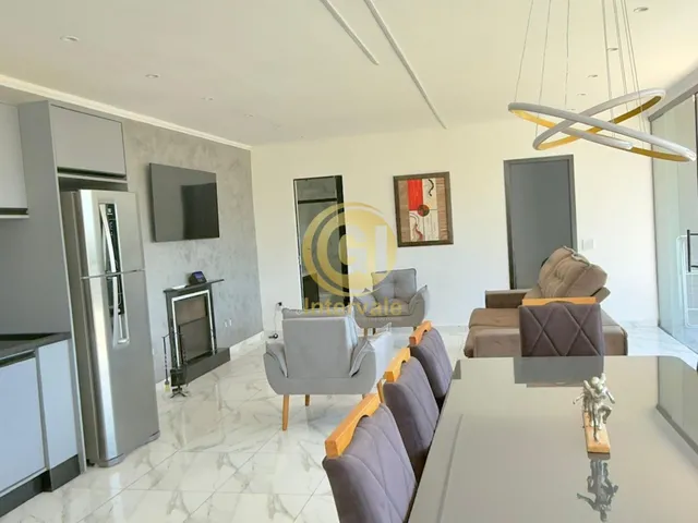 Imagem 7: Casa de Alto Padrão em Guararema: 3 Quartos, 2 Suítes, 8 Vagas - Apenas 5 Minutos do