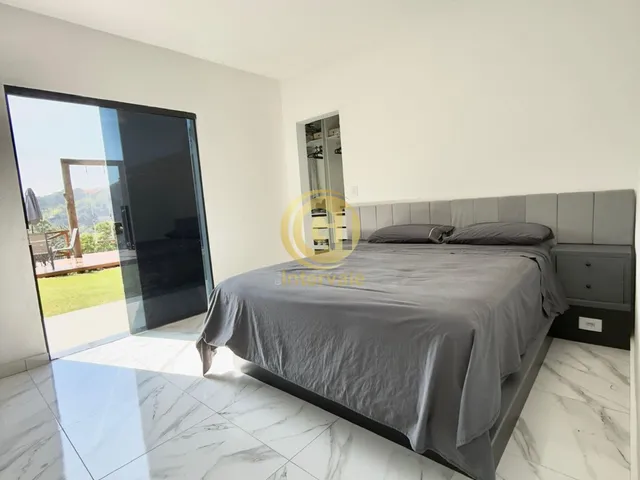 Imagem 13: Casa de Alto Padrão em Guararema: 3 Quartos, 2 Suítes, 8 Vagas - Apenas 5 Minutos do