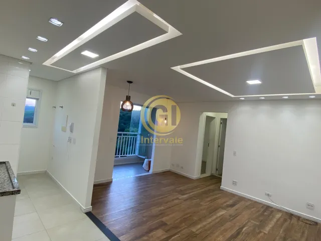 Imagem: O apartamento possui 2 Dormitórios, 1 Suíte, 2 Banheiros,