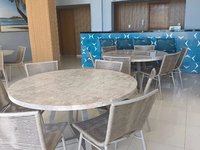 Imagem 6: Alugo apartamento com 65m² mobiliado, varanda panorâmica para mar, 2/4, suíte, 2