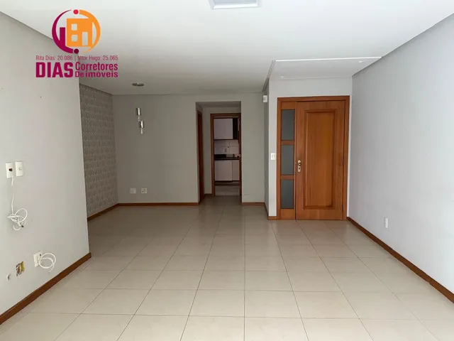 Imagem 2: Vendo Apartamento no Alphaville I com 145m2, 4/4, 2 suítes, varanda panorâmica, 3