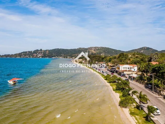 Imagem 1: Casa de 03 dormitórios na Lagoa da Conceição