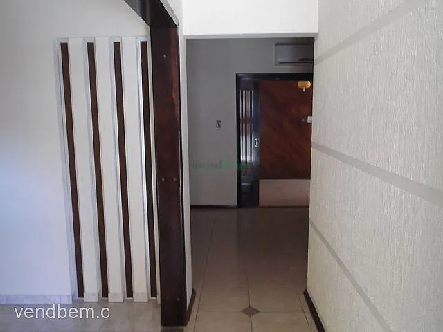Imagem 3: Casa com Sala comercial!