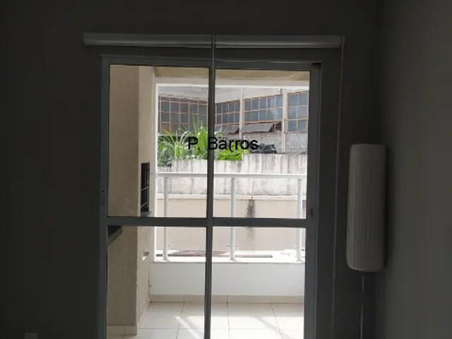 Imagem: O apartamento possui 2 Dormitórios, 1 Suíte, 2 Banheiros,