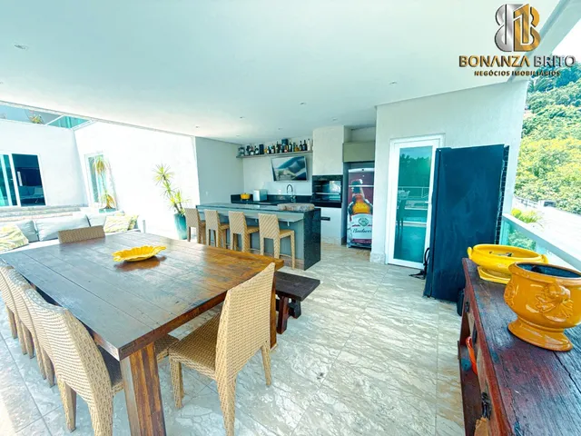Imagem 12: Casa de Condomínio com 5 suites, 630 m2, PLACAS SOLARES, GOURMET, R$ 5.750.000,00