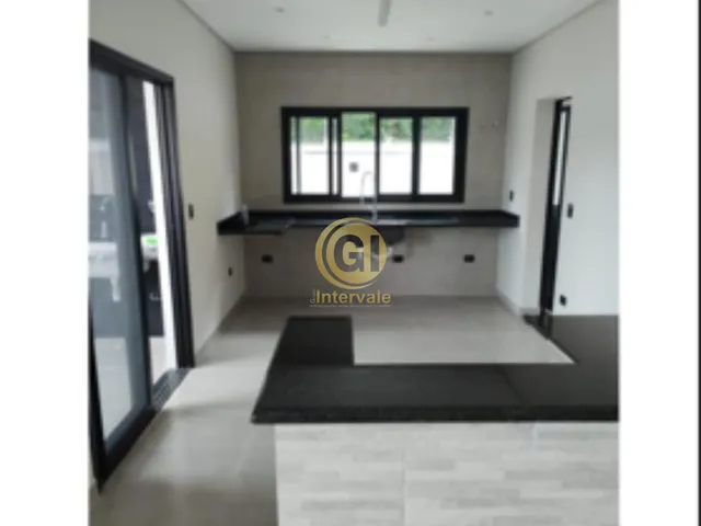 Imagem 7: Imperdível: Casa à venda em Jacareí-SP, Jardim Jacinto, 4 quartos, 3 suítes, 4