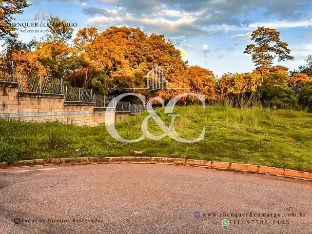 Imagem: O terreno possui 648m² de Área e está localizado em