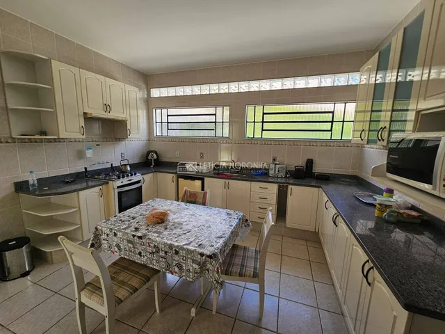 Imagem 7: Casa com 3 quartos à Venda, Vale dos Pinheiros - São Lourenço