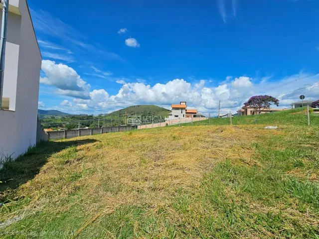 Imagem: Terreno à Venda