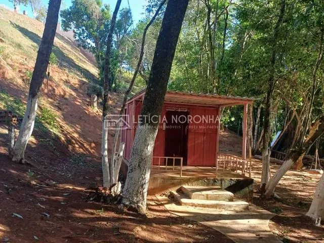 Imagem 13: Casa com 5 quartos à Venda, Centro - Soledade de Minas