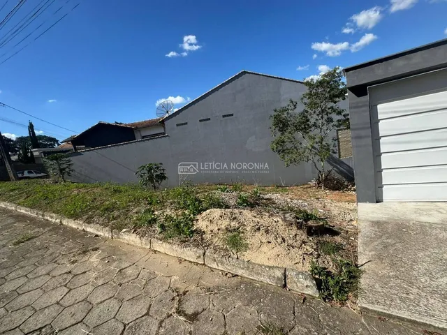 Imagem 2: Casa com 3 quartos à Venda, Lagoa Seca - São Lourenço