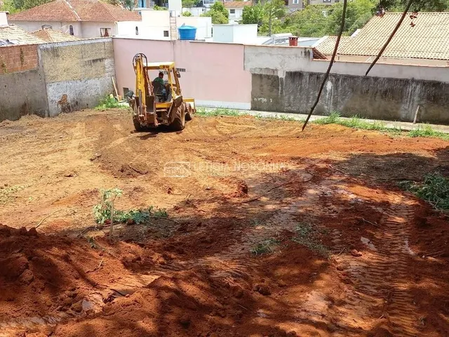Imagem: Terreno à Venda