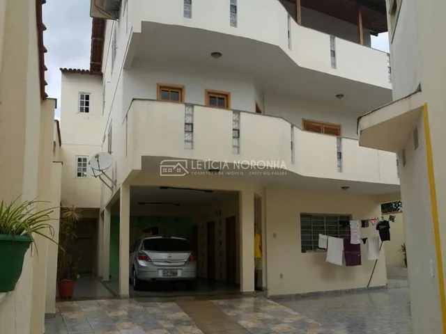 Imagem: Casa com 5 quartos à Venda, Federal - São