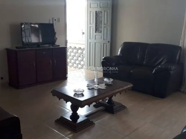 Imagem 7: Casa com 4 quartos à Venda, Centro - São Lourenço