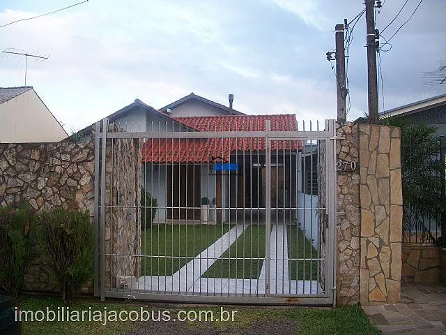 Imagem: Casa de Alvenaria com 4 Dormitorio(s) localizado(a)