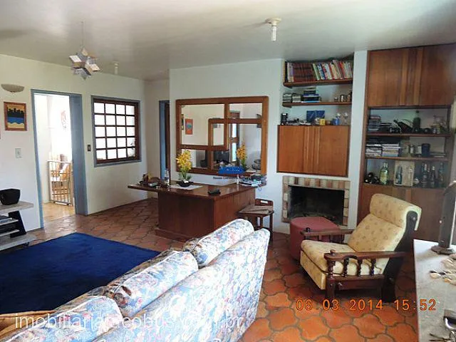 Imagem 2: Casa de Alvenaria com 3 Dormitorio(s) localizado(a) no bairro Santo Antônio em Campo