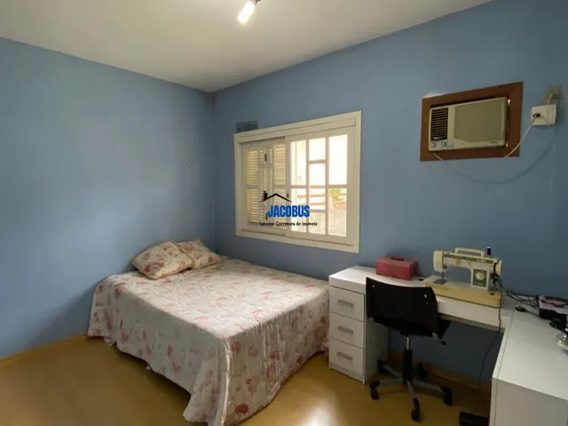 Imagem 6: Casa maravilhosa com terreno grande
