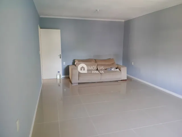 Imagem 5: Oportunidade Única na Cavalhada: Casa com 3 Dormitórios + Edícula Completa!