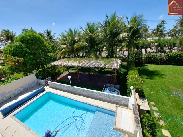 Imagem: Casa com 06 quartos em frente a praia do