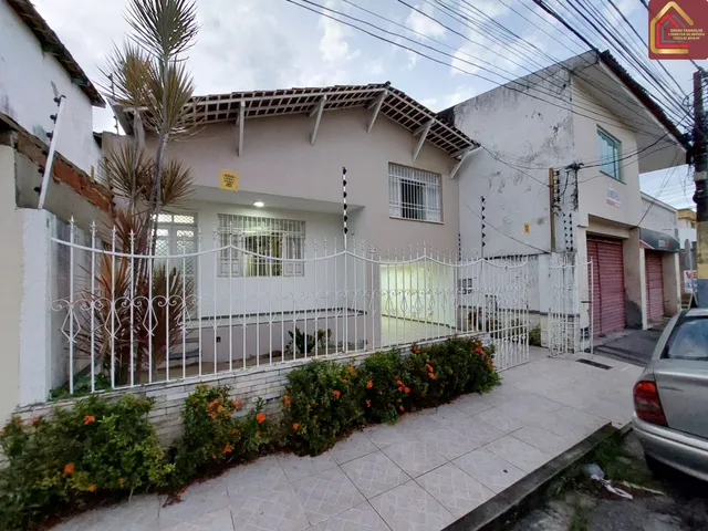 Imagem: Casa com 03 quartos mais dependência de