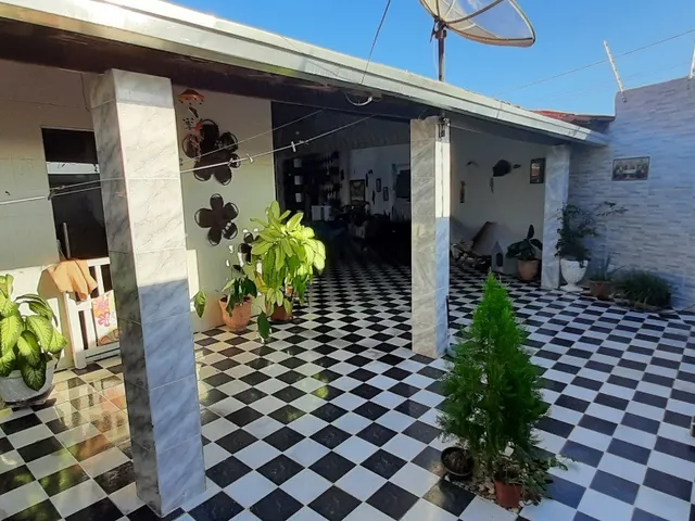 Imagem 5: Casa na Aruanda com 3 quartos e muita área