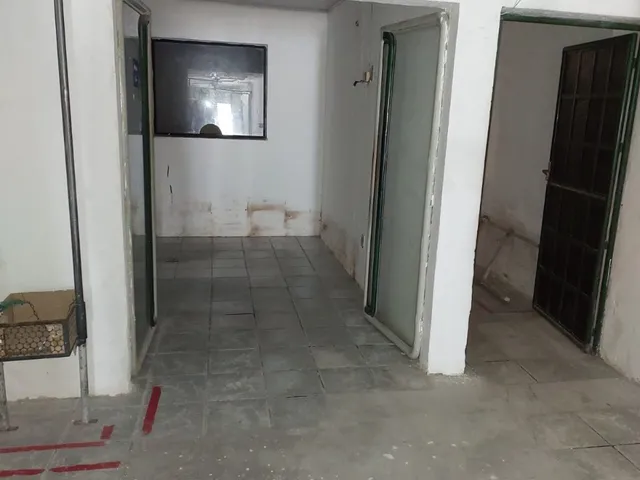 Imagem 2: Loja com 2 pavimentos na Rua de Maruim