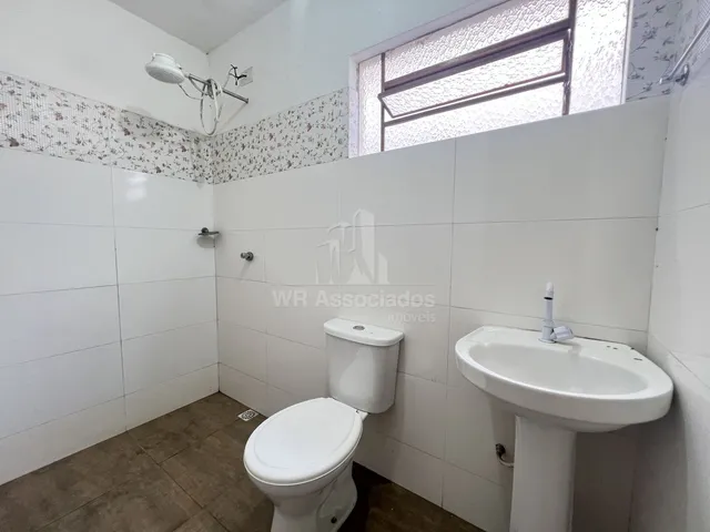 Imagem 7: Casa de frente para alugar