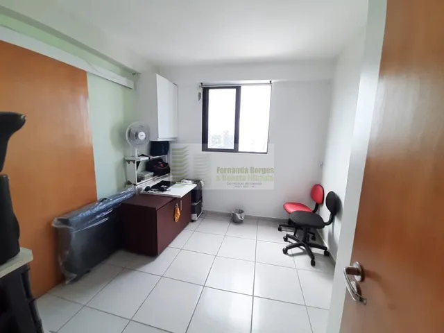 Imagem 7: Apartamento para Venda em Recife, Casa Forte, 4 dormitórios, 3 suítes, 4 banheiros, 2