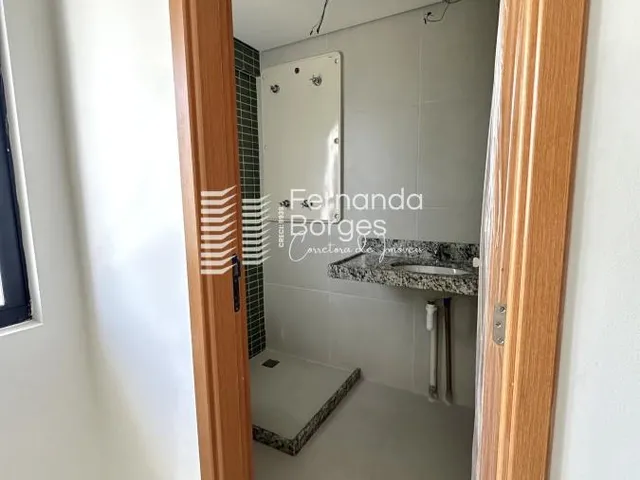 Imagem 5: Apartamento para Venda em Recife, Encruzilhada, 4 dormitórios, 2 suítes, 4 banheiros, 2
