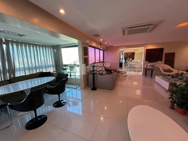 Imagem 3: Apartamento para Venda em Recife, Casa Forte, 4 dormitórios, 4 suítes, 1 banheiro, 3