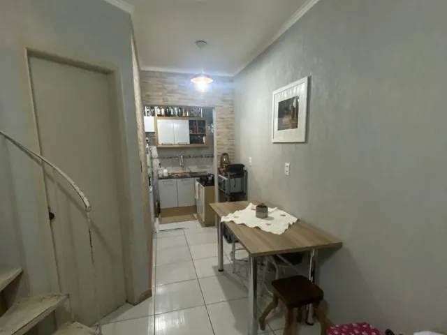 Imagem 2: Casa no bairro Agronomia - 2 dormitórios