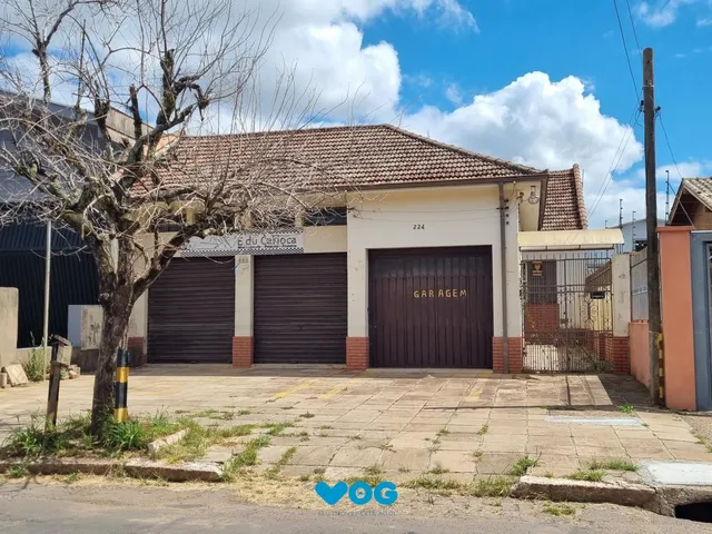 Imagem: Casa com loja na frente a venda no Bairro