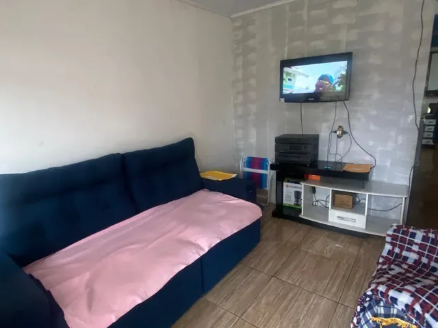 Imagem 1: Ótima casa no bairro restinga de 4 dormitórios