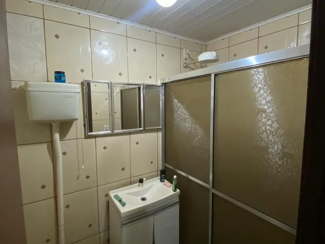 Imagem 5: Ótima casa no bairro restinga de 4 dormitórios