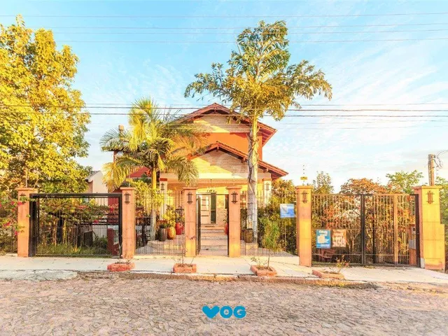 Imagem: Casa de 498m², bairro Teresópolis