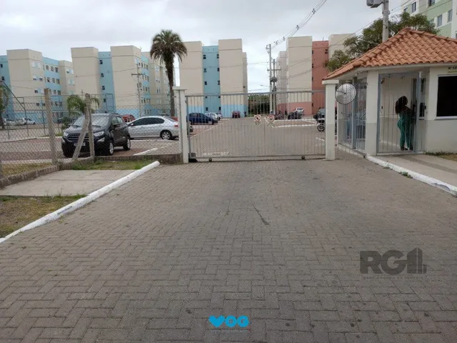 Imagem 1: Ótimo apartamento de 02 dormitórios e 01 vaga de garagem