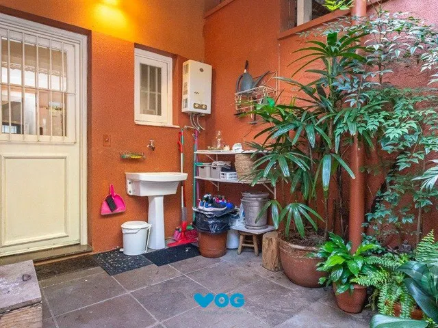 Imagem 5: Casa em condomínio de 109m² - 3 dormitórios, 1 suíte e 1 vaga no bairro Teresópo
